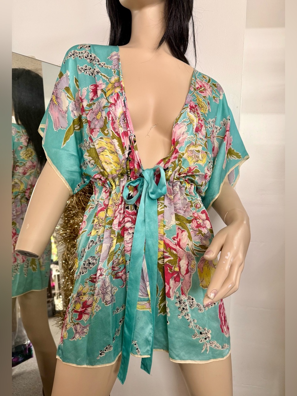 CAbi Kimono Style Floral Tie-Front Short Tunic